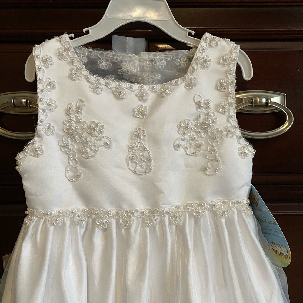 American Princess White Flower Embroider